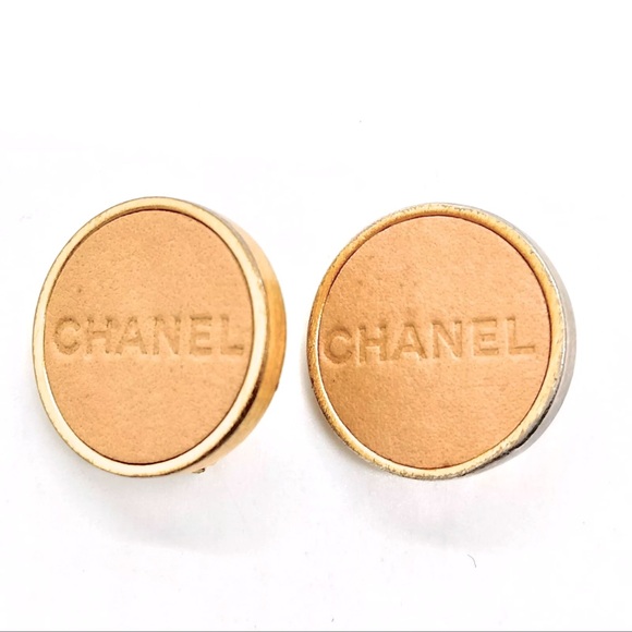 AUTH Chanel CC Vintage Earrings Gold - Picture 1 of 6